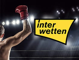 Een boxer in een ring en het logo van Interwetten, een huis dat boks weddenschappen aanbiedt in Nederland.