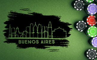 Casino chips naast een skyline van Buenos Aires.