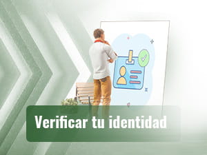 Nadenkende mens die een affiche van de identiteitsverificatie bekijken.